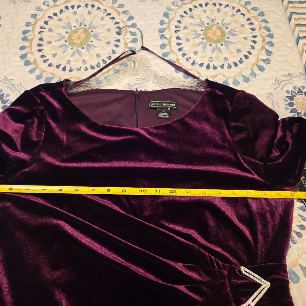 Jessica Howard JH9M8513 Plum Stretch Velvet Side Ruched Embellished Sheath Dress - Picture 10 of 10